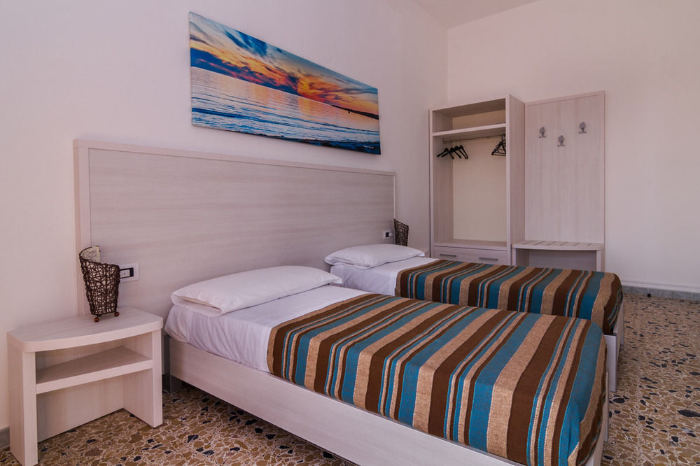 Hotel Maluentu Путцу Иду Екстериор снимка